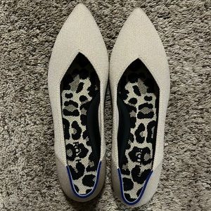 Rothy’s Beige size 9 Points
